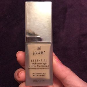 ✨ Jouer Essential High Coverage Foundation✨